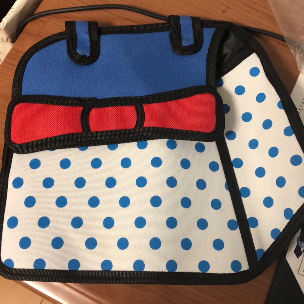 Cartoonish handbag